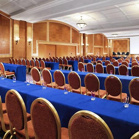 Sheraton Skyline Hotel London Heathrow Hillingdon Eksteriør billede