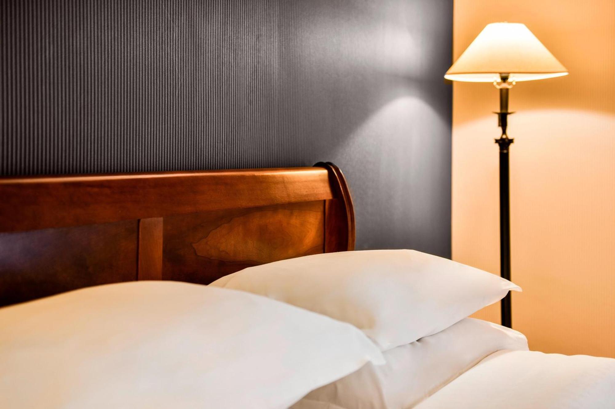 Sheraton Skyline Hotel London Heathrow Hillingdon Eksteriør billede