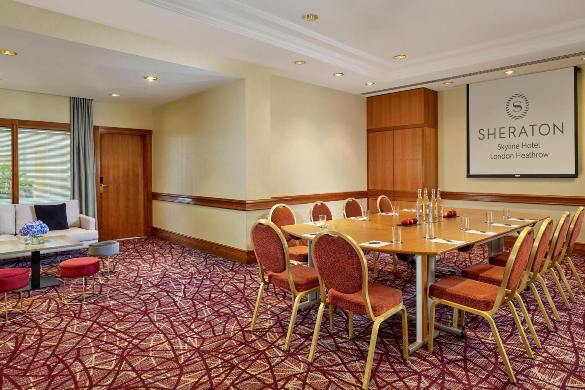 Sheraton Skyline Hotel London Heathrow Hillingdon Eksteriør billede