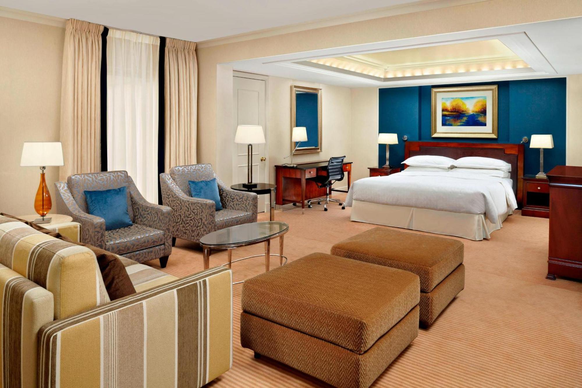 Sheraton Skyline Hotel London Heathrow Hillingdon Eksteriør billede