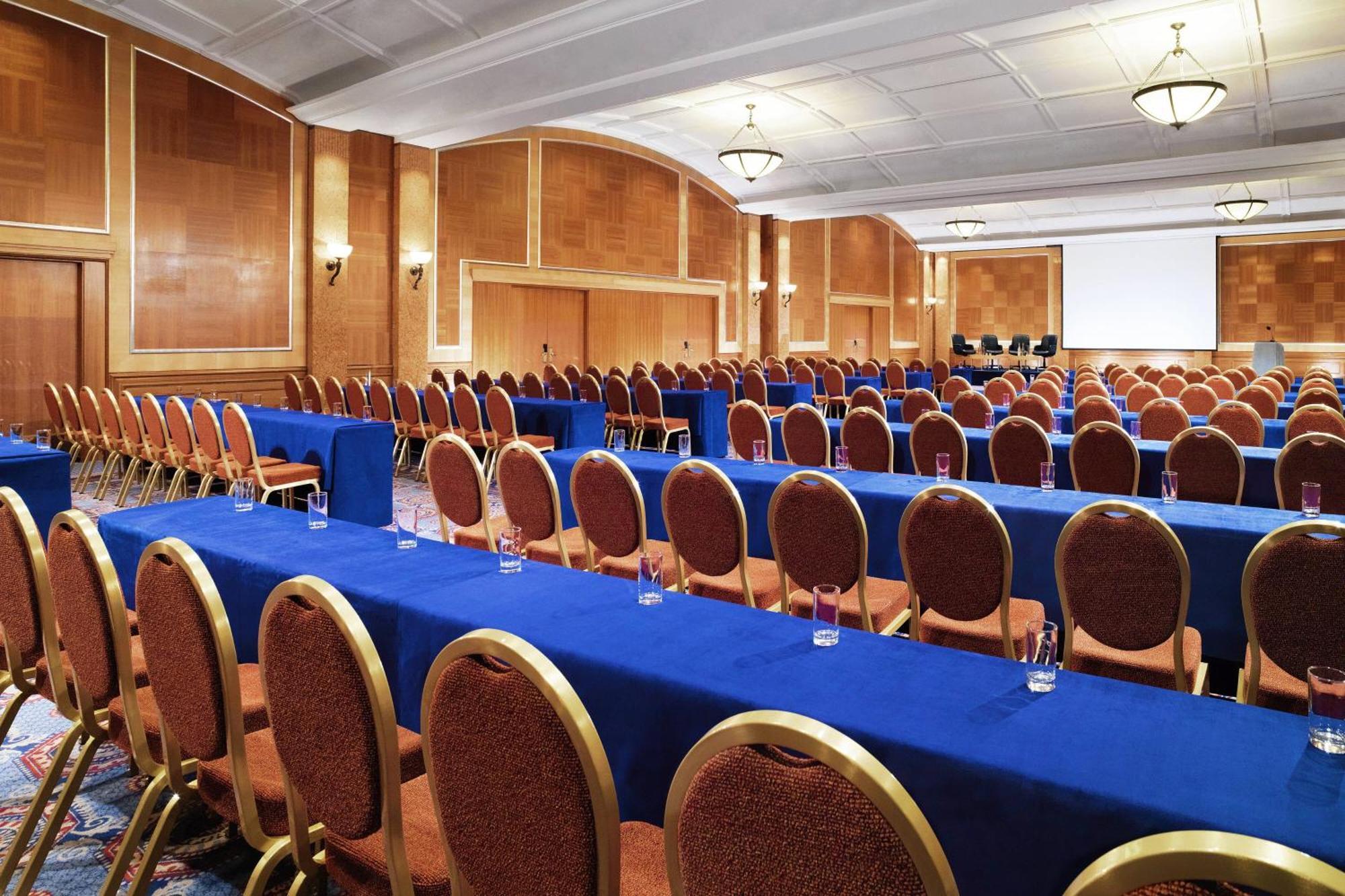 Sheraton Skyline Hotel London Heathrow Hillingdon Eksteriør billede